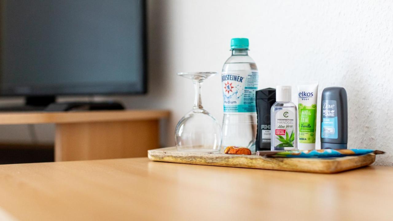 Pension & Gaststaette Zur Salzgrube ซอนเดอร์เฮาเซน ภายนอก รูปภาพ