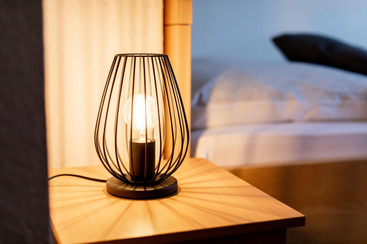 Pension & Gaststaette Zur Salzgrube ซอนเดอร์เฮาเซน ภายนอก รูปภาพ